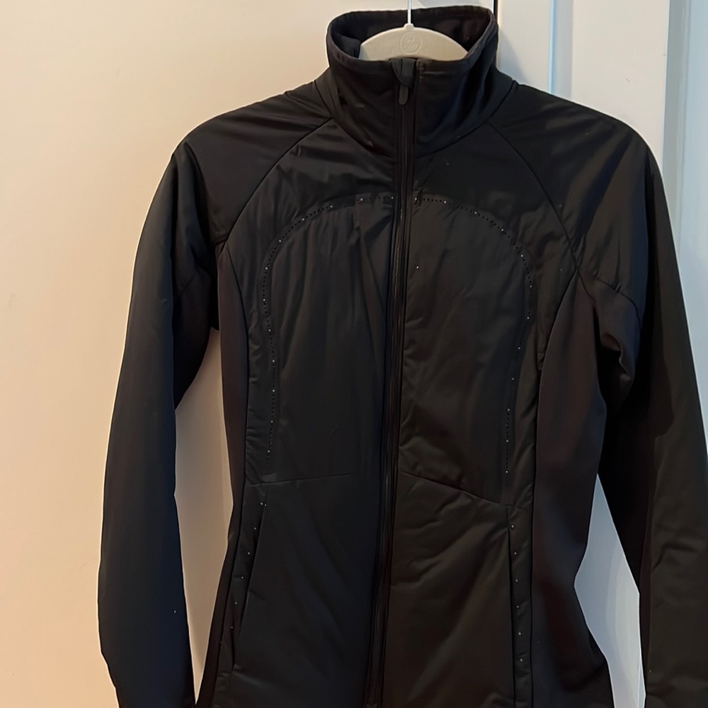 Lululemon lightweight running jacket